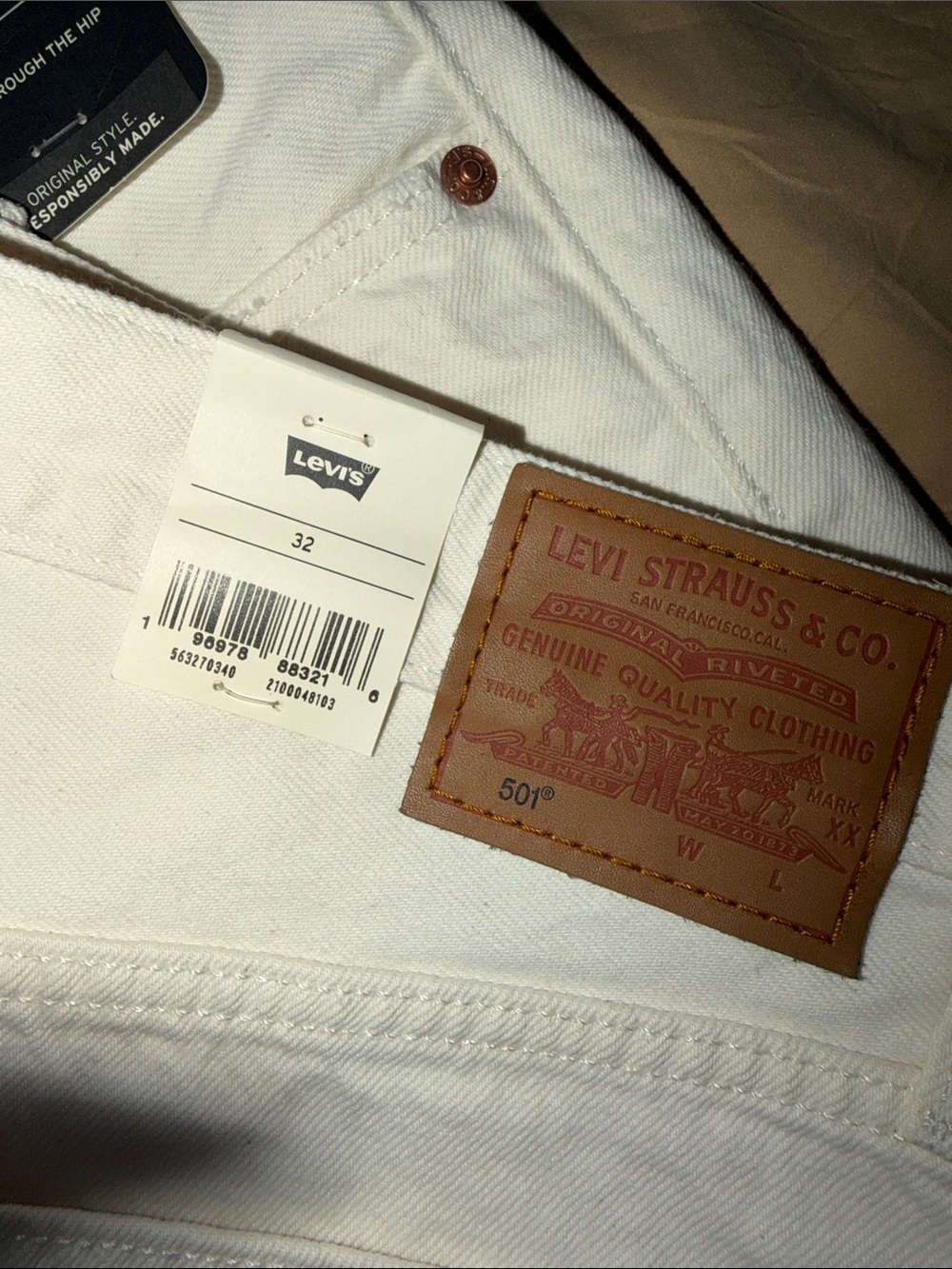 Levi's White 501 Denim Shorts - Picture 2 of 6